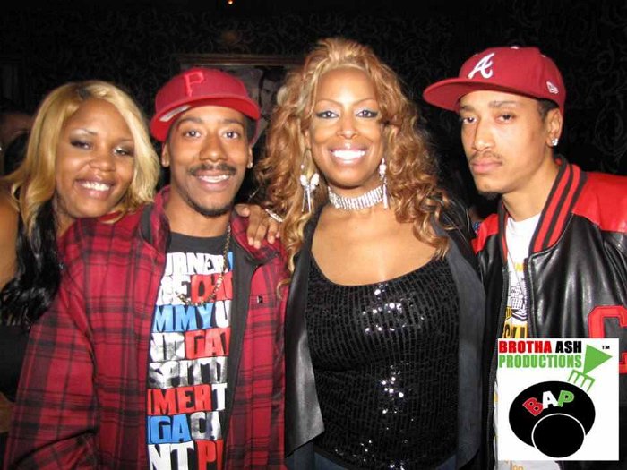 314044_10150310113649220_582564219_8319827_1796898869_n