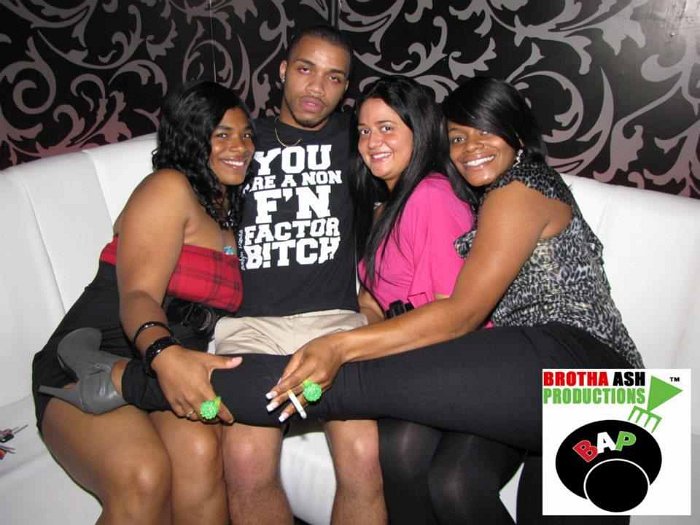 319918_10150310108409220_582564219_8319791_1010506926_n