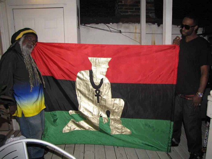 315479_10150302855579220_582564219_8279592_9721009_n