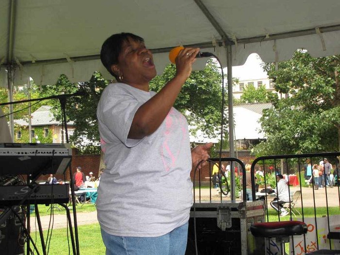 301058_10150302780224220_582564219_8279058_154776316_n