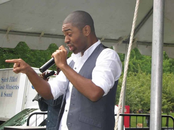 306847_10150302787644220_582564219_8279164_565913818_n