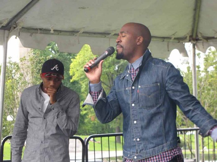 309828_10150302790724220_582564219_8279201_1387621437_n