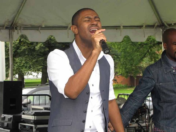 319614_10150302791564220_582564219_8279213_557193603_n