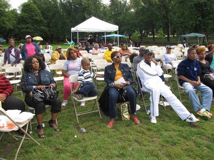 321289_10150302789194220_582564219_8279183_1794201943_n